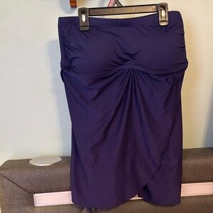 Large NWT deep purple Women's Swimsuit top
